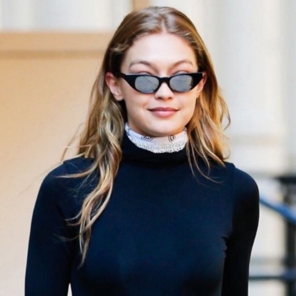 x Adam Selman The Breaker in Black & Silver Mirror Le Specs 44MM Cat Eye main image 4